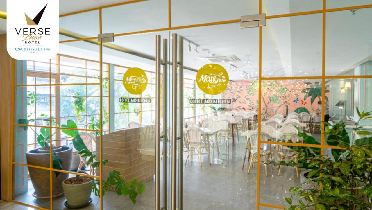 Verse Luxe Hotel Wahid Hasyim Jakarta Exterior photo